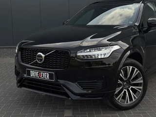 Volvo XC90 – thumbnail 2