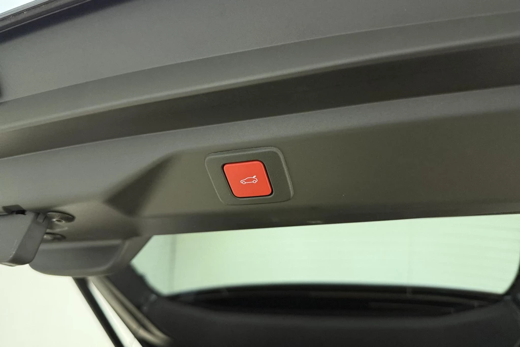 Peugeot e-3008 – foto 15