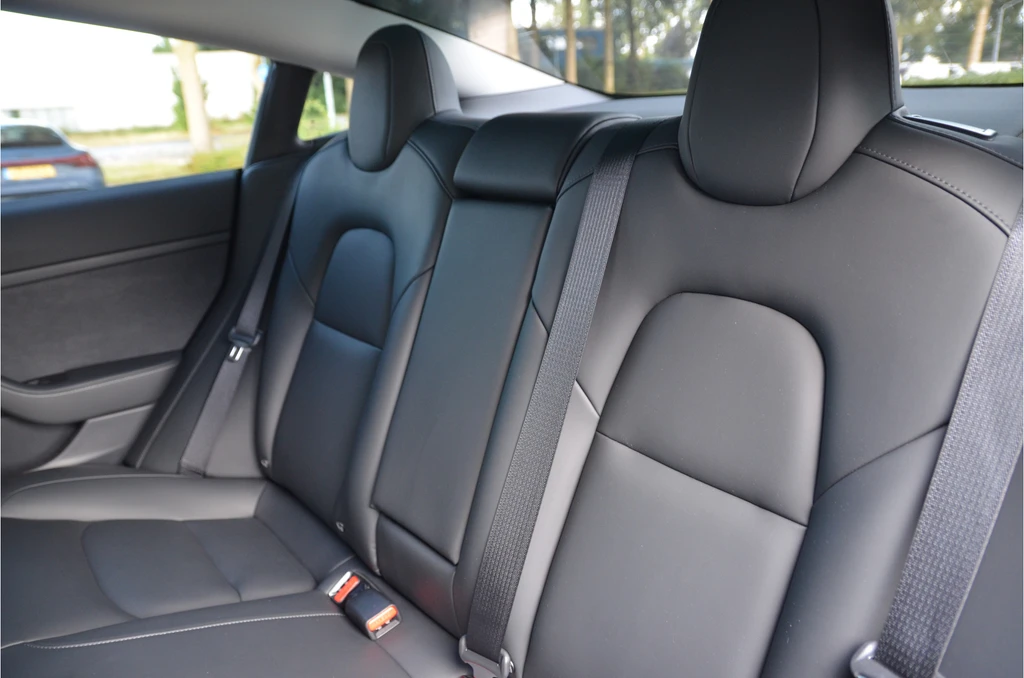 Tesla Model 3 – foto 13