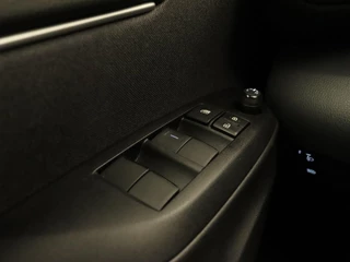 Toyota Yaris – thumbnail 18