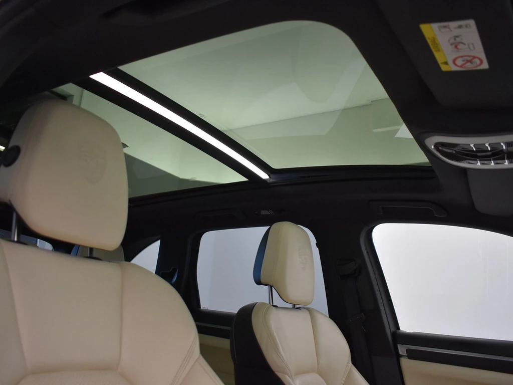 Porsche Cayenne – foto 12