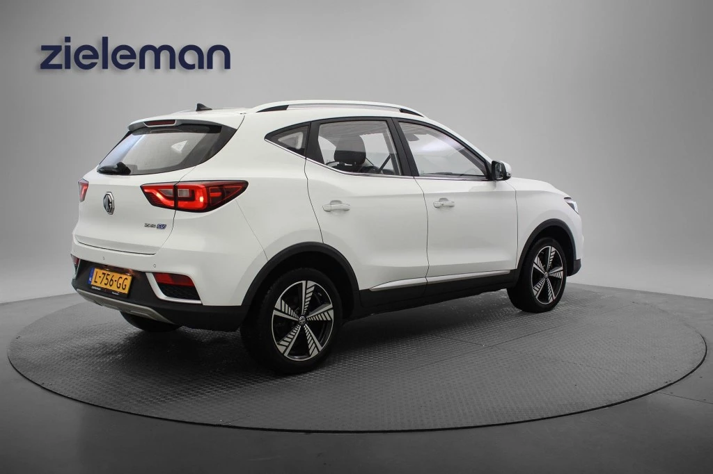 MG ZS – foto 5