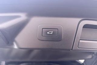 Land Rover Range Rover Velar – thumbnail 14