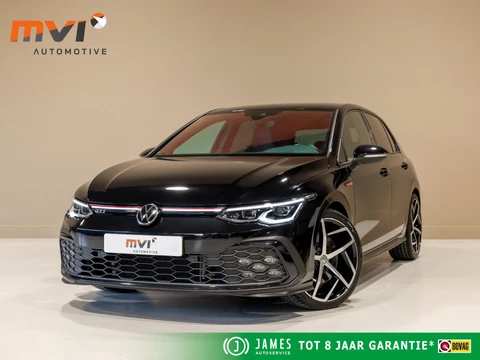 Volkswagen Golf 2.0 TSI GTI / 245pk / Achteruitrij camera / Dodehoek assistent / Stoel en stuurverwarming /