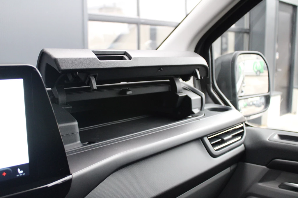 Ford Tourneo Custom – foto 36