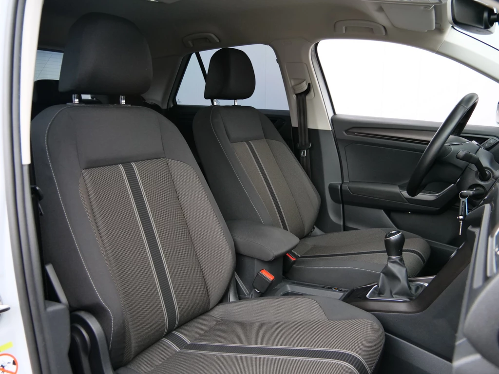 Volkswagen T-Roc – foto 12