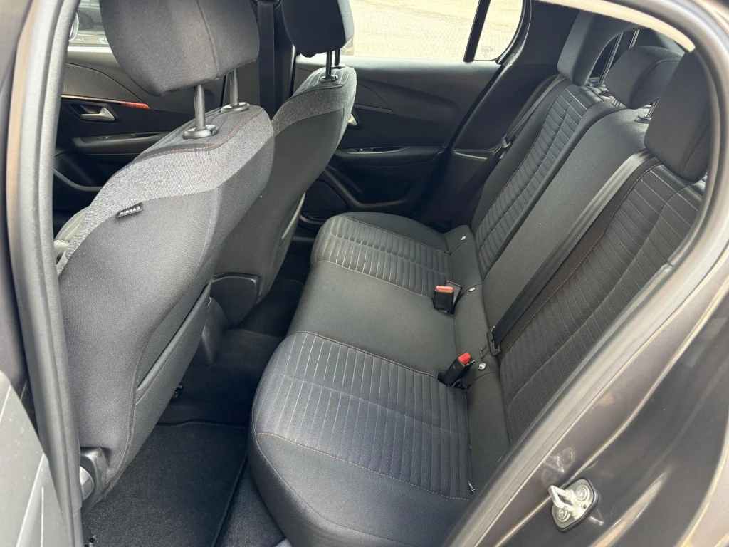 Peugeot 208 – foto 23