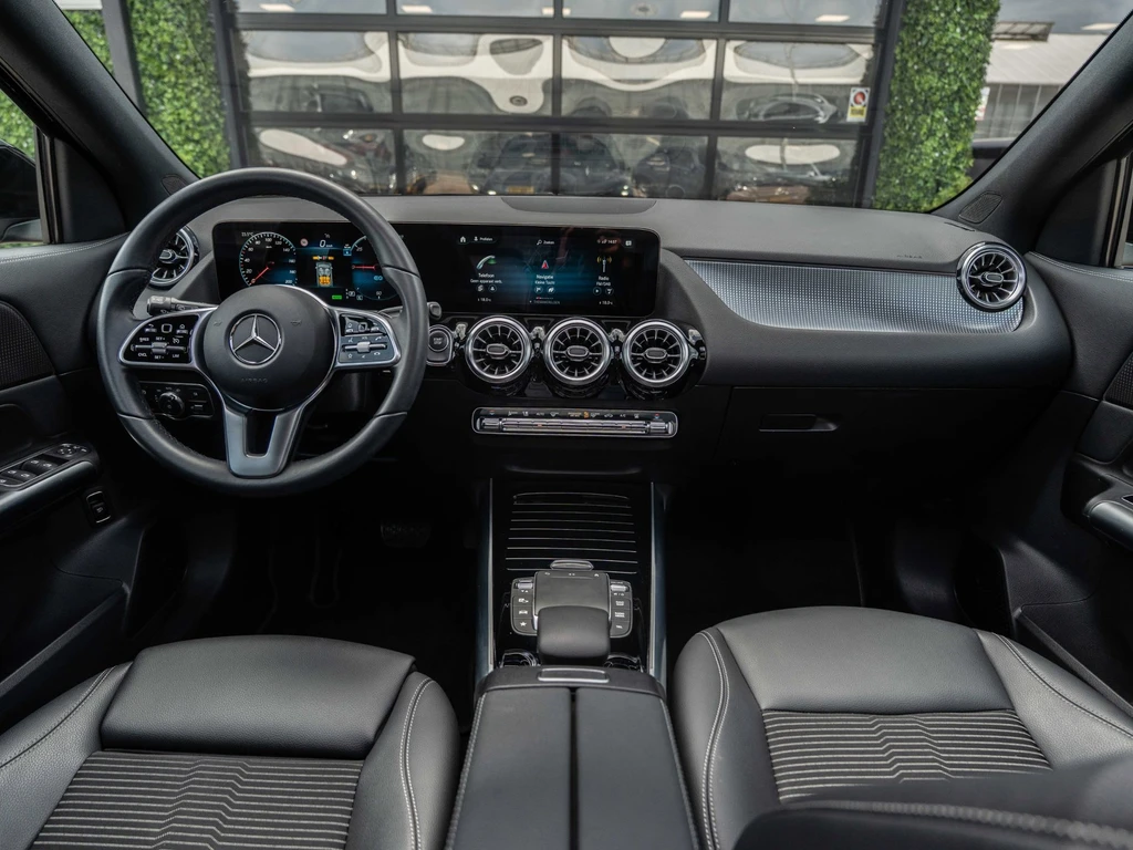 Mercedes-Benz EQA – foto 20