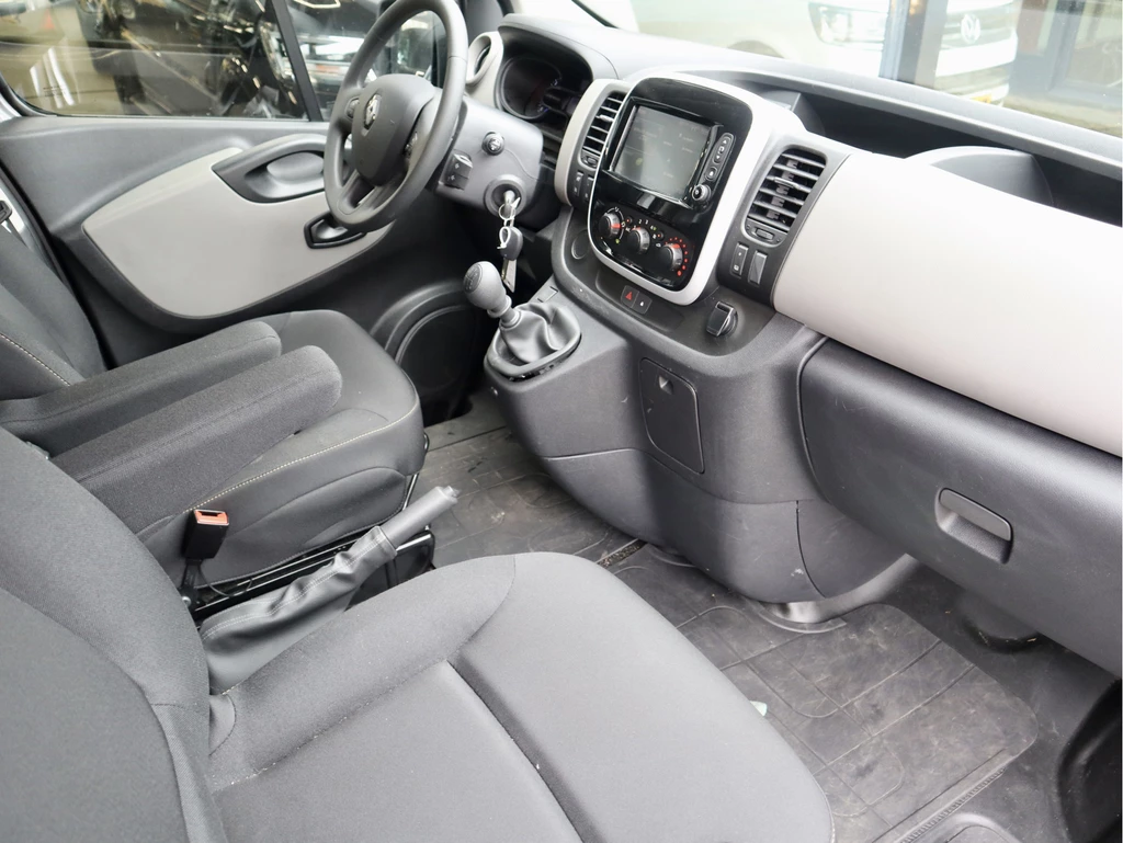 Renault Trafic – foto 12