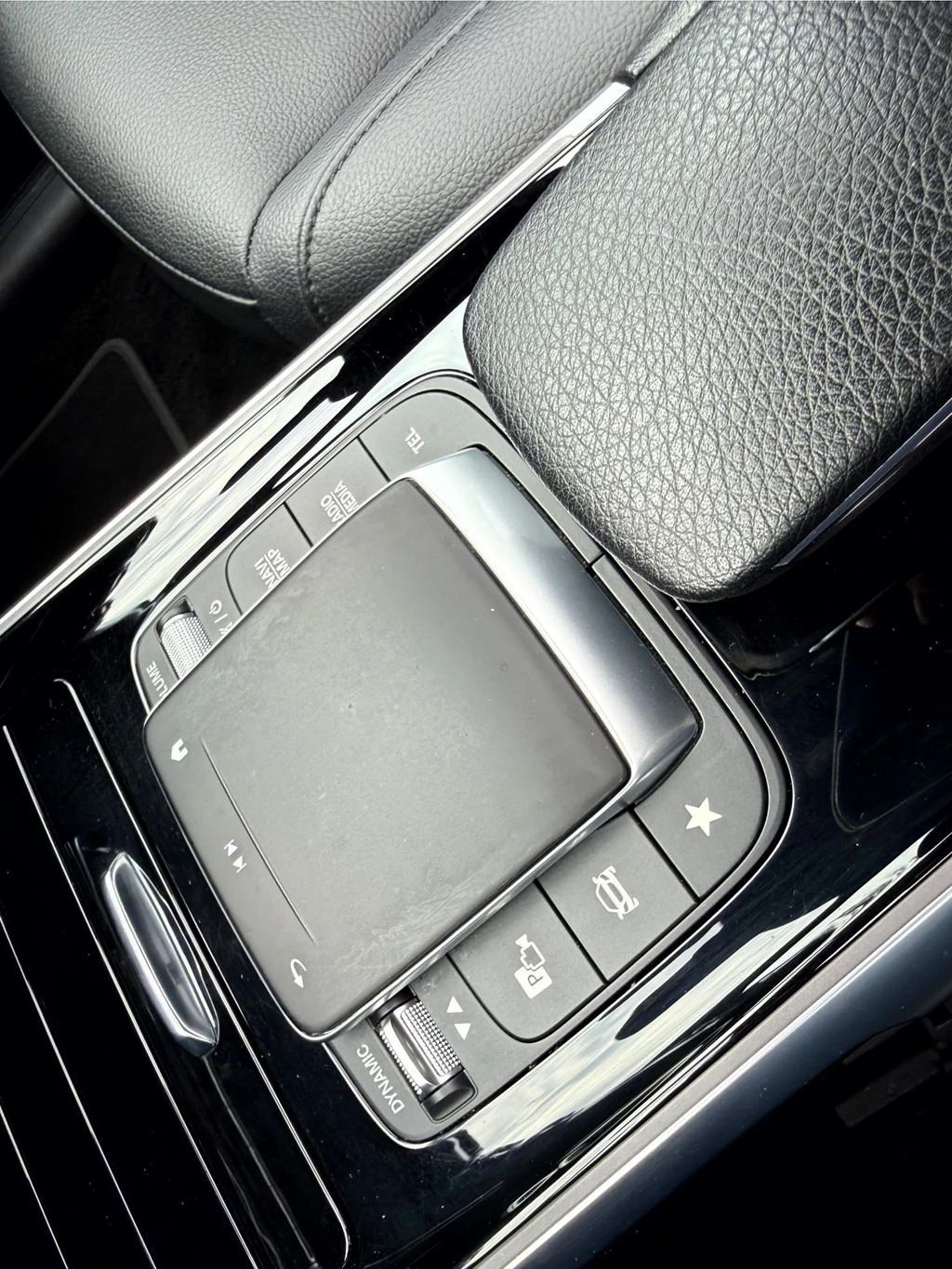 Mercedes-Benz EQB – foto 20