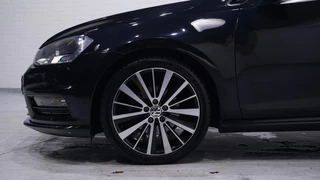 Volkswagen Golf – thumbnail 11