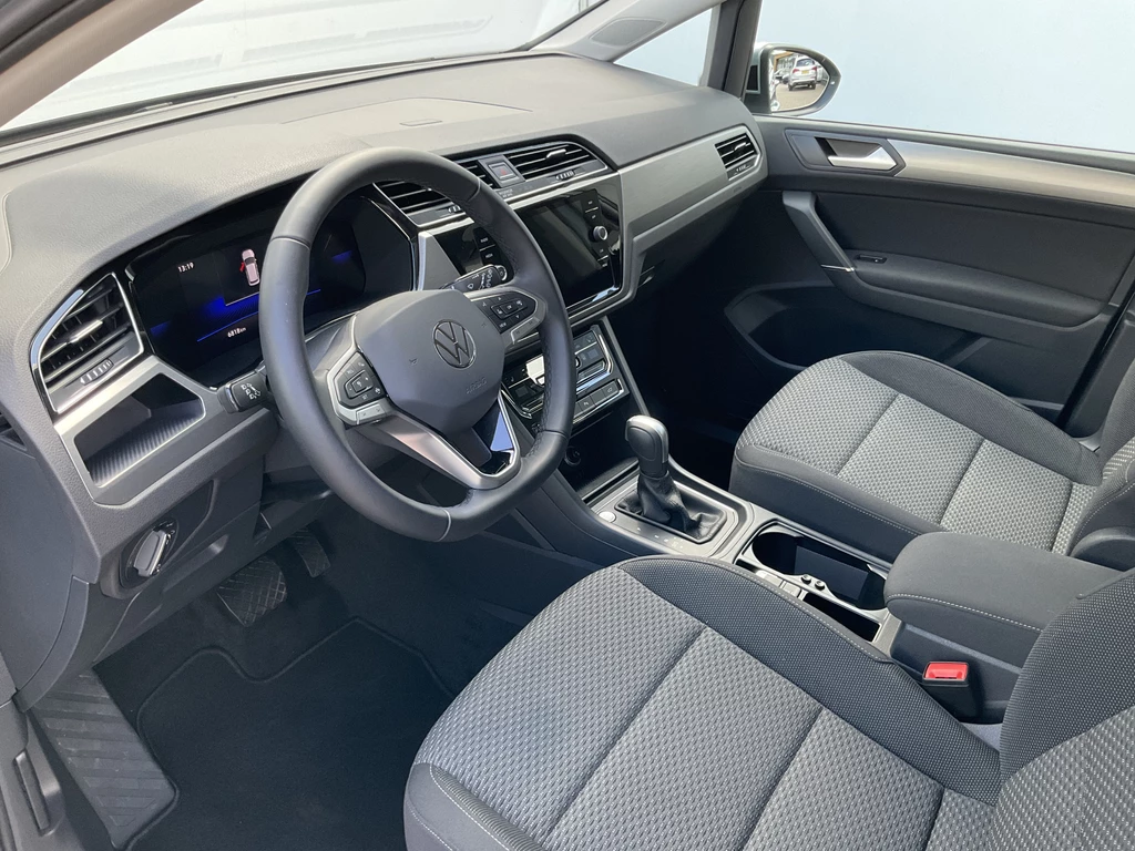 Volkswagen Touran – foto 19