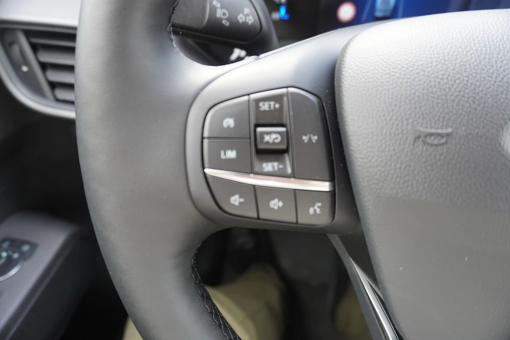 Ford Transit Courier – foto 18