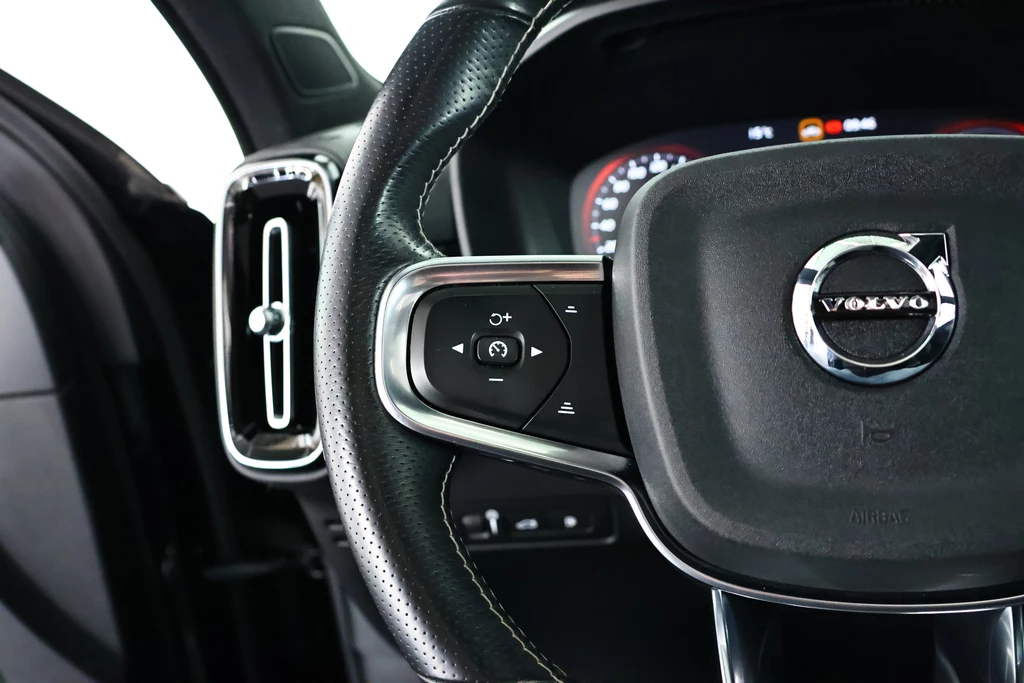 Volvo XC40 – foto 22
