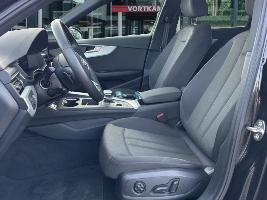 Audi A4 – foto 12