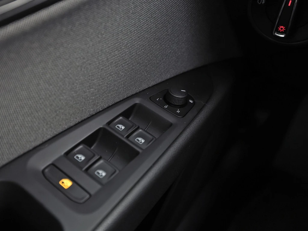 SEAT Leon – foto 28