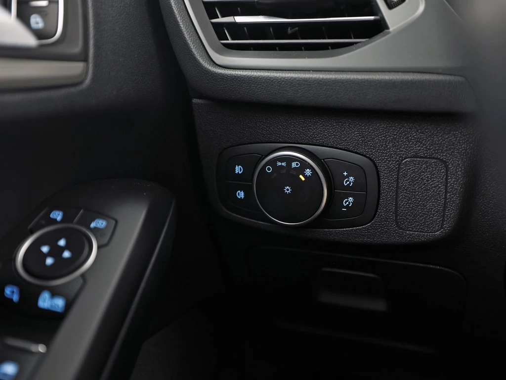 Ford Focus – foto 22