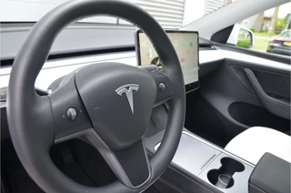 Tesla Model Y – thumbnail 15