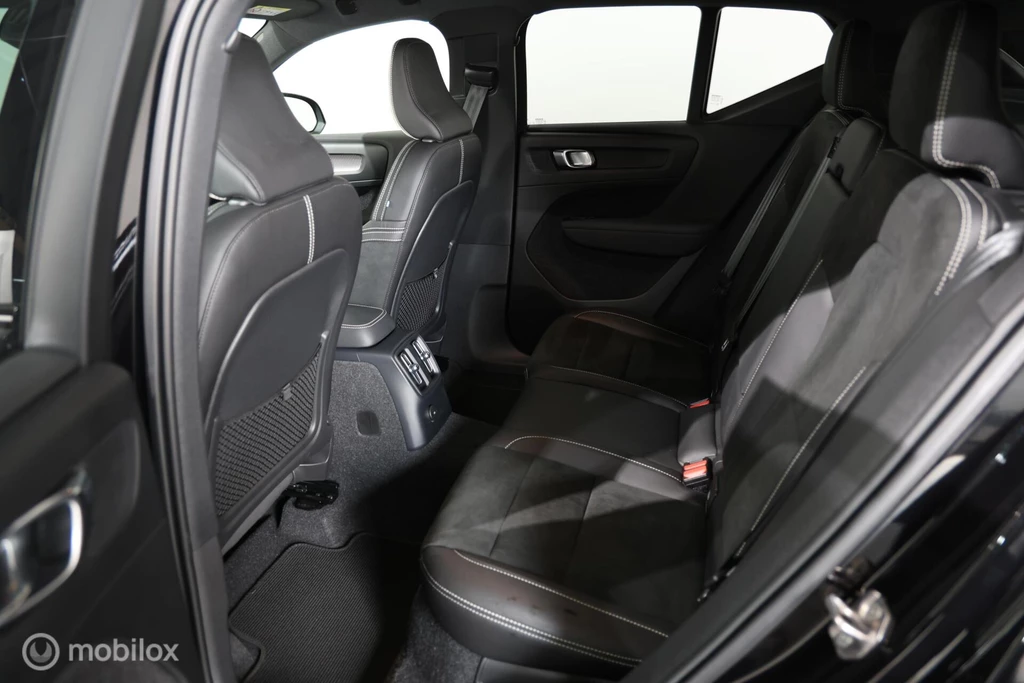 Volvo XC40 – foto 33