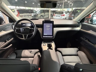 Volvo EX90 – thumbnail 19