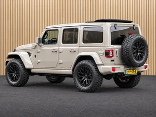 Jeep Wrangler – thumbnail 2