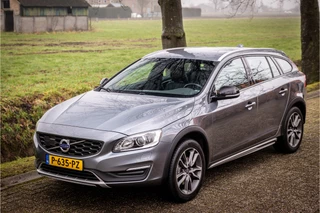 Volvo V60 – thumbnail 2