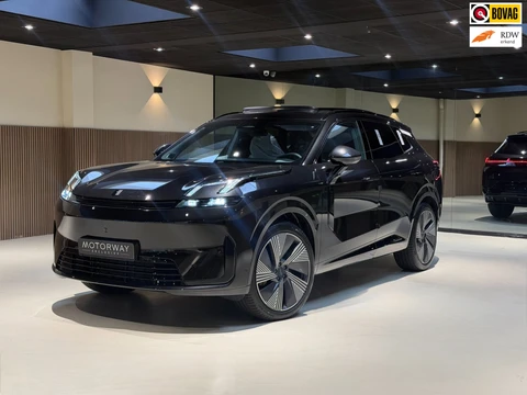 Lynk & Co 08 1.5 More|H&K|360|Pano|Stoel massage Verwarming en Ventilatie|200km elektrisch