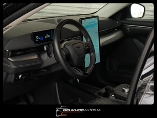 Ford Mustang Mach-E – thumbnail 22