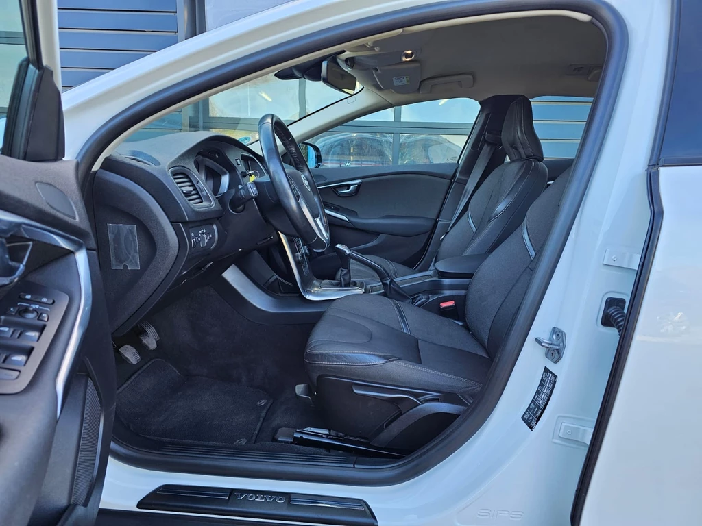 Volvo V40 – foto 30