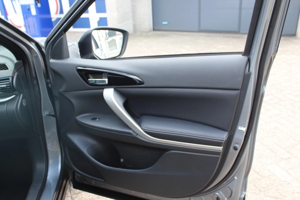 Mitsubishi Eclipse Cross – foto 11