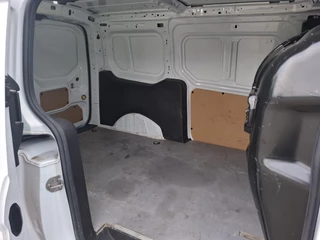 Ford Transit Connect – thumbnail 32
