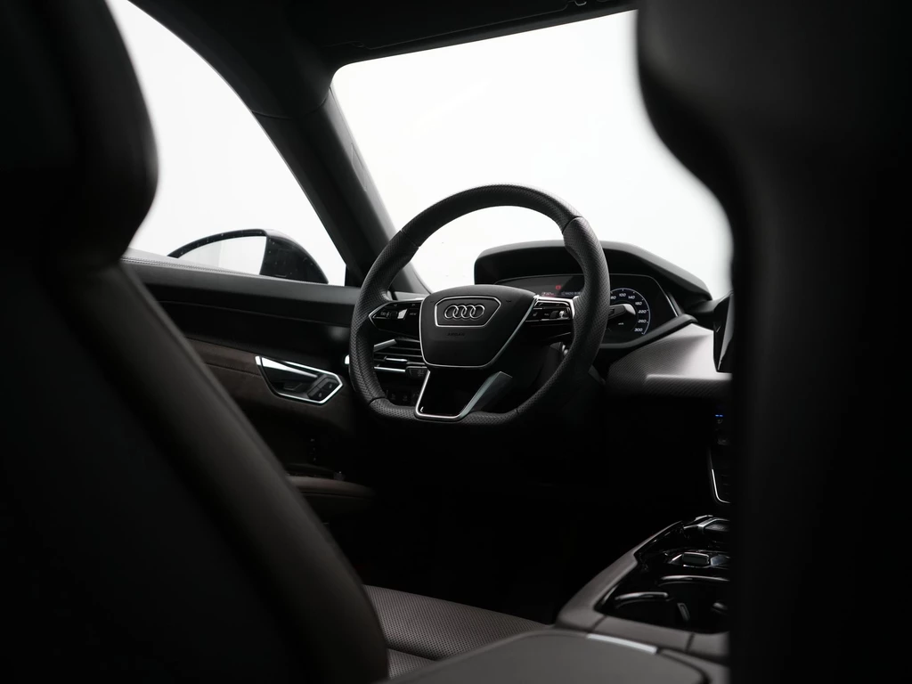 Audi e-tron GT – foto 36