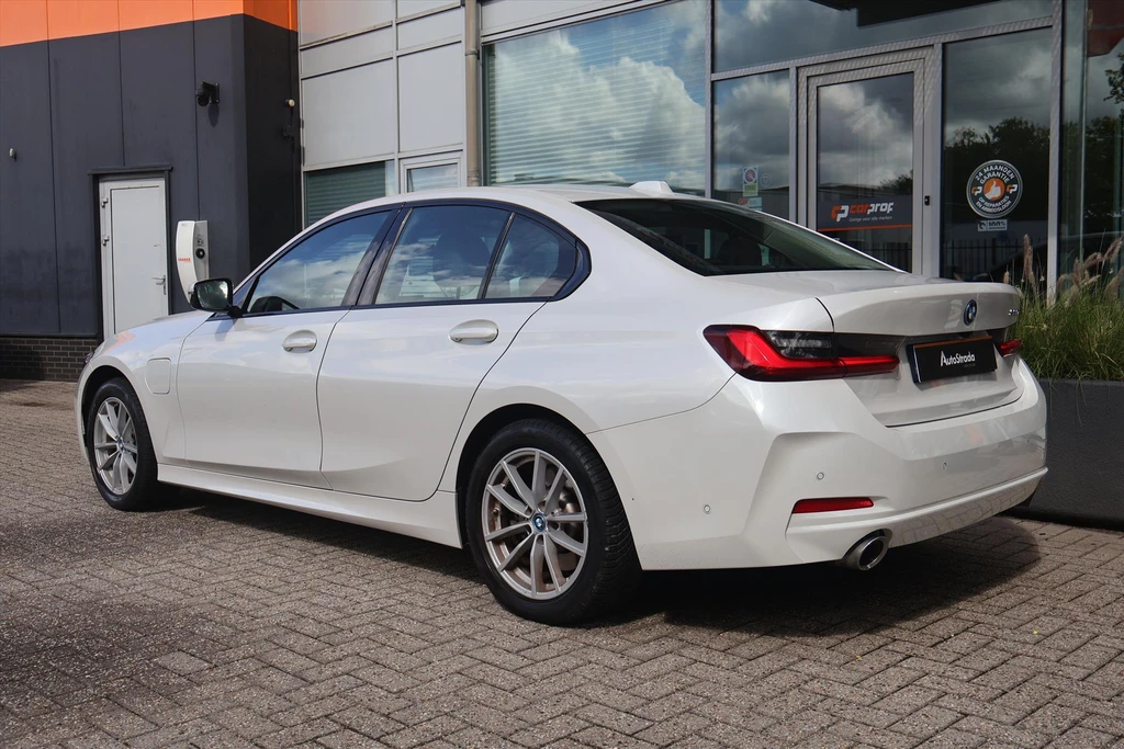 BMW 3 Serie – foto 6