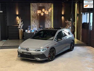 Volkswagen Golf – thumbnail 1