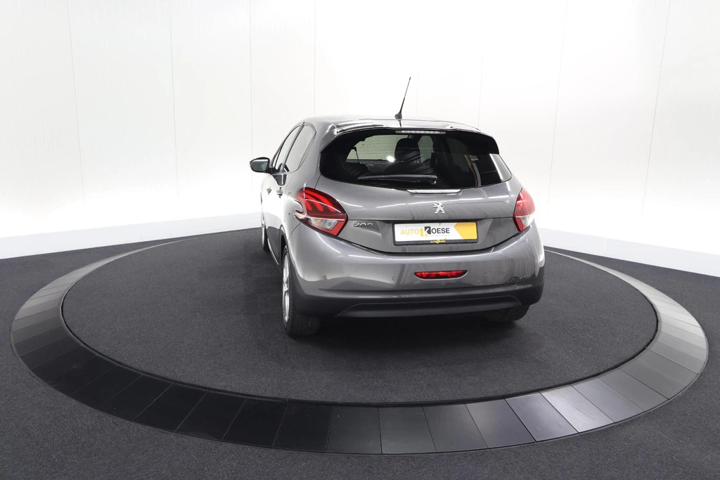Peugeot 208 – foto 6
