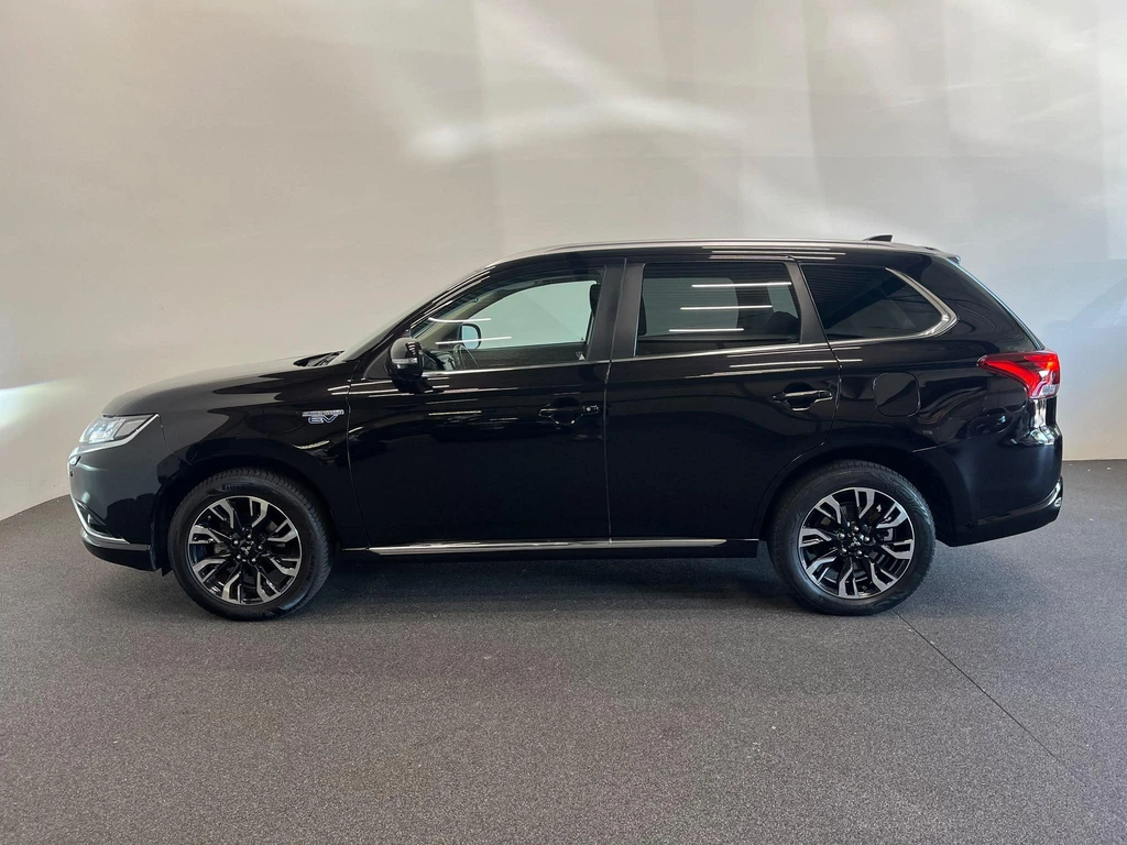Mitsubishi Outlander – foto 2