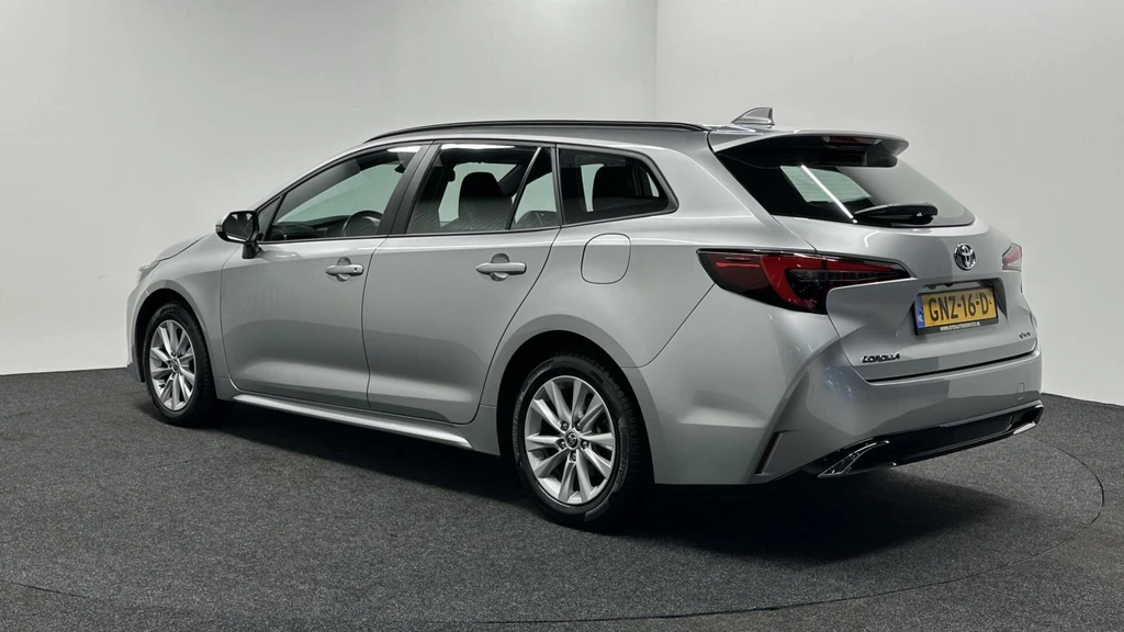 Toyota Corolla Touring Sports – foto 3
