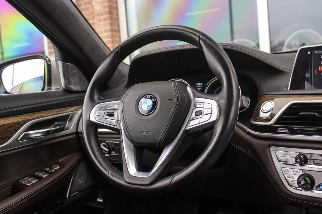 BMW 7 Serie – foto 29