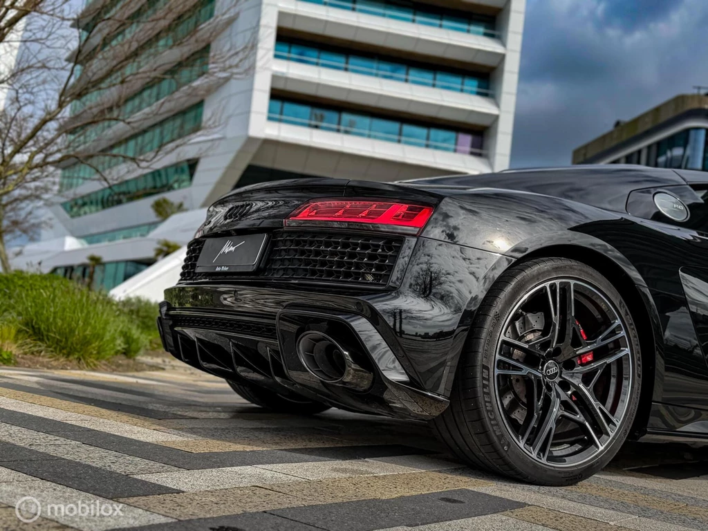 Audi R8 – foto 17