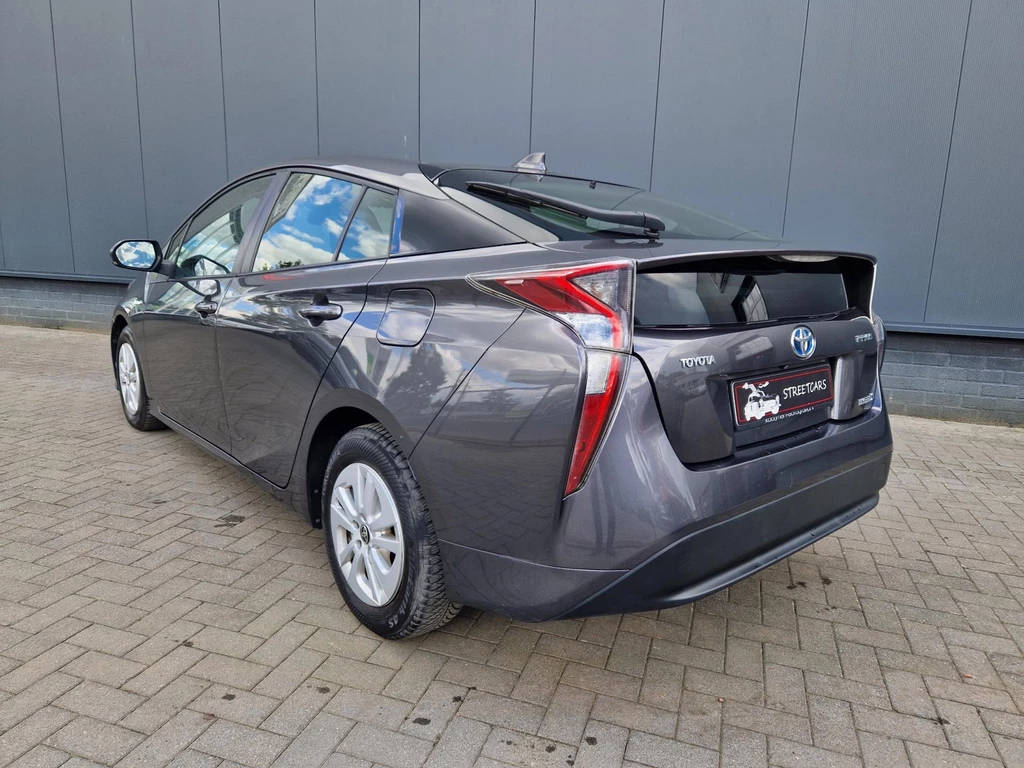Toyota Prius – foto 3