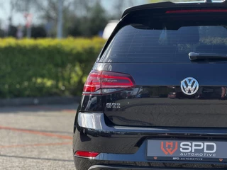 Volkswagen Golf – thumbnail 4