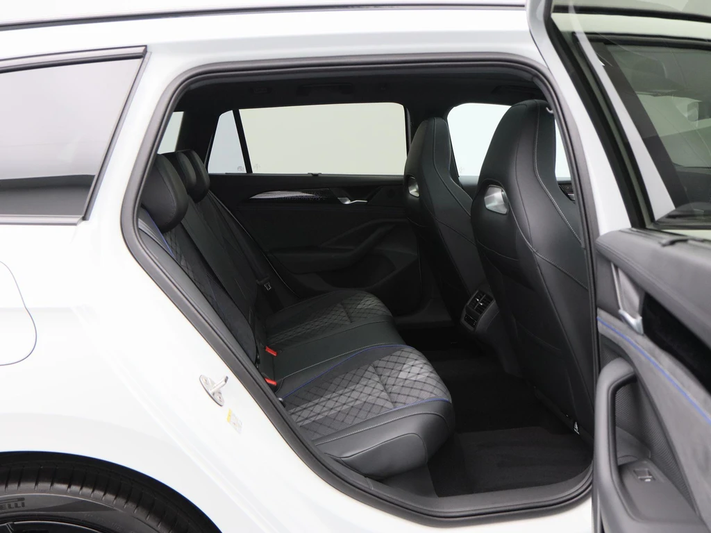 Volkswagen Passat – foto 43