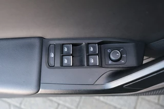 SEAT Leon – thumbnail 16
