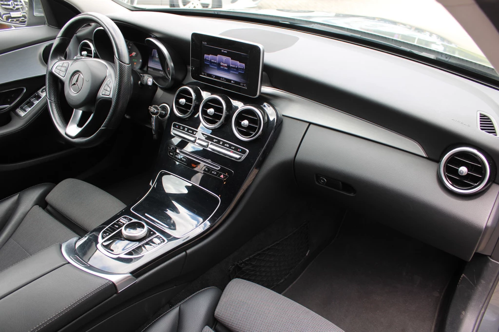 Mercedes-Benz C-Klasse – foto 11
