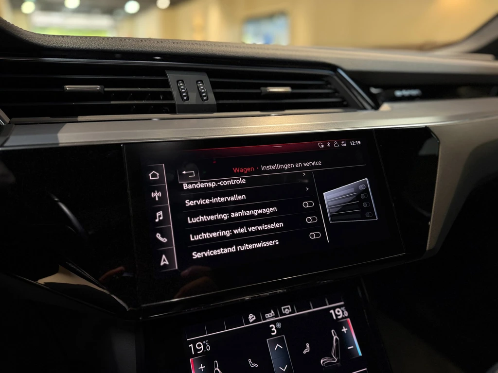 Audi e-tron – foto 32