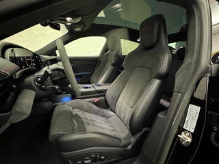 Porsche Taycan – thumbnail 9