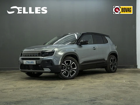 Jeep Avenger Altitude 54 kWh | SOH 96% | 2 Tone dak/Spiegels | 18 Inch velgen | Automaat | Cruise Control | Carplay |