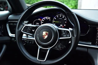 Porsche Panamera – thumbnail 17