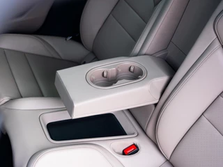 Porsche Taycan – thumbnail 33