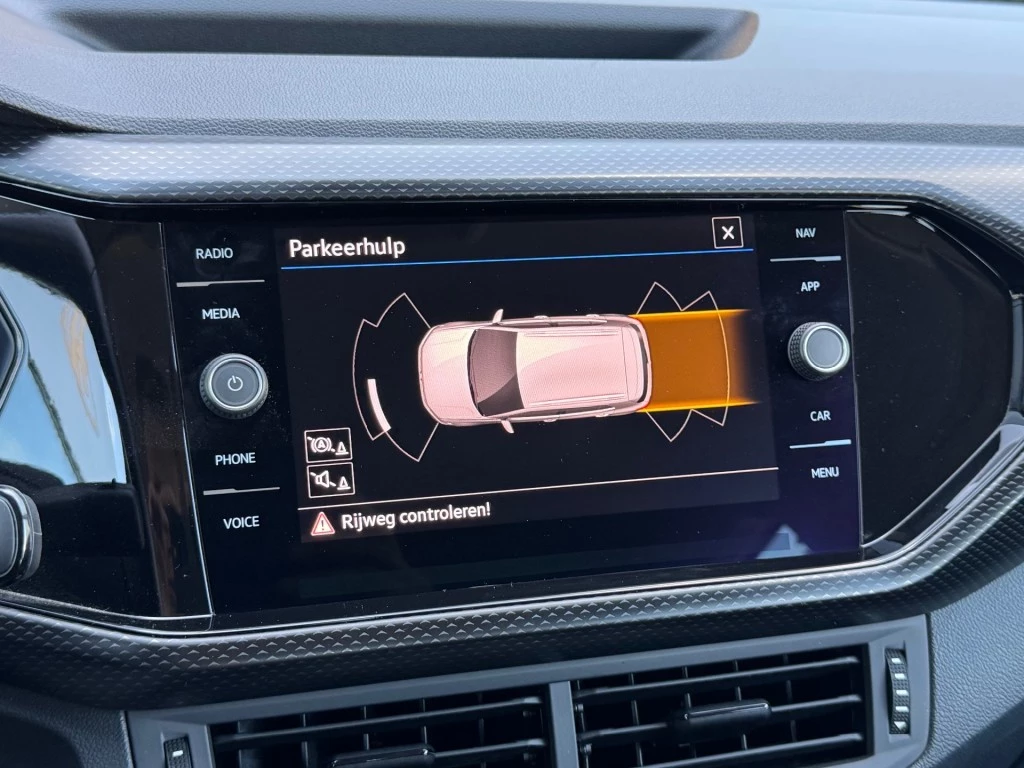 Volkswagen T-Cross – foto 13